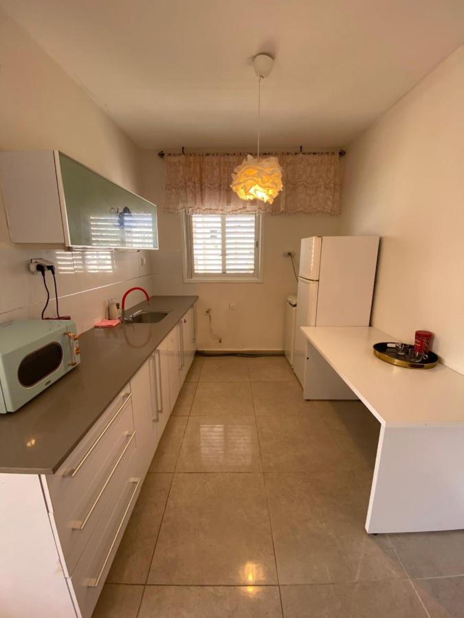 Apartment Oskar Beach Бат-Ям Экстерьер фото