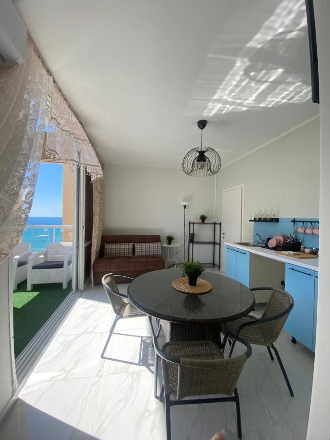 Apartment Oskar Beach Бат-Ям Экстерьер фото