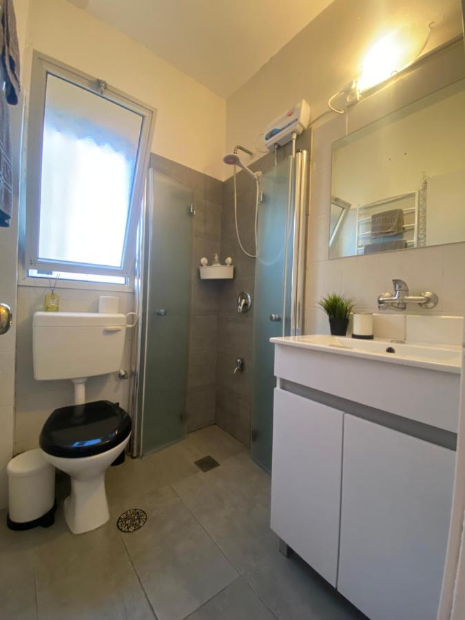 Apartment Oskar Beach Бат-Ям Экстерьер фото