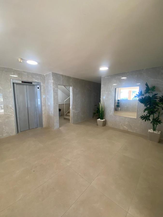 Apartment Oskar Beach Бат-Ям Экстерьер фото