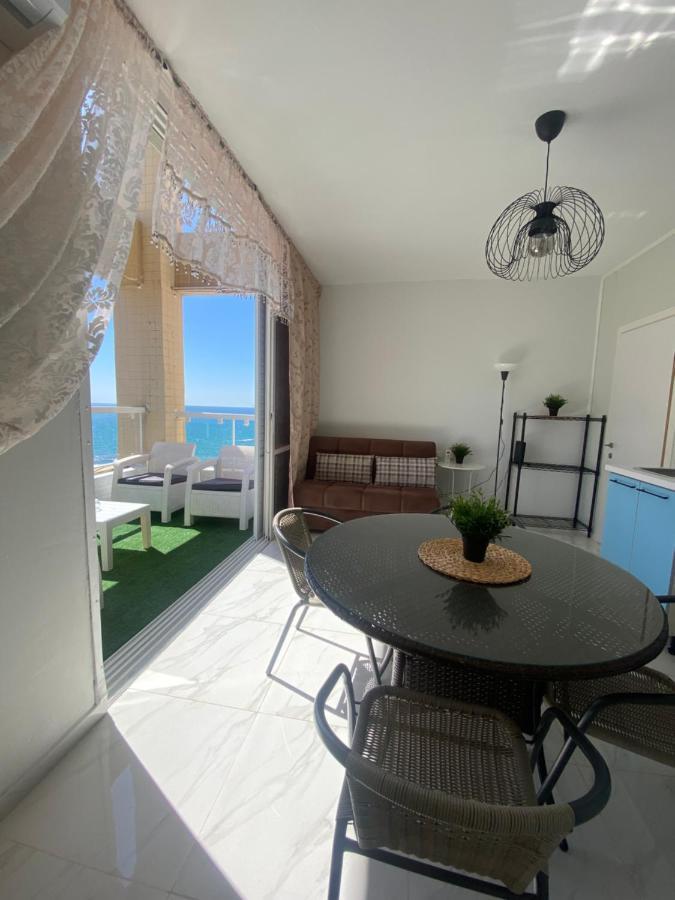 Apartment Oskar Beach Бат-Ям Экстерьер фото